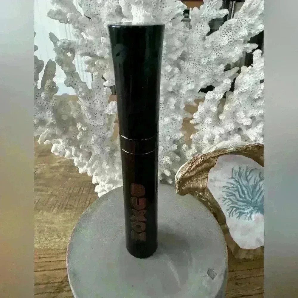 New Buxom Va-Va Plump Shiny Liquid Lipstick ~ Lights Down ~ NEW in Box! - Picture 5 of 8
